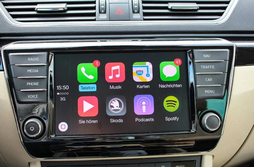 Boîtier Apple CarPlay & Android Auto sans fil pour Skoda