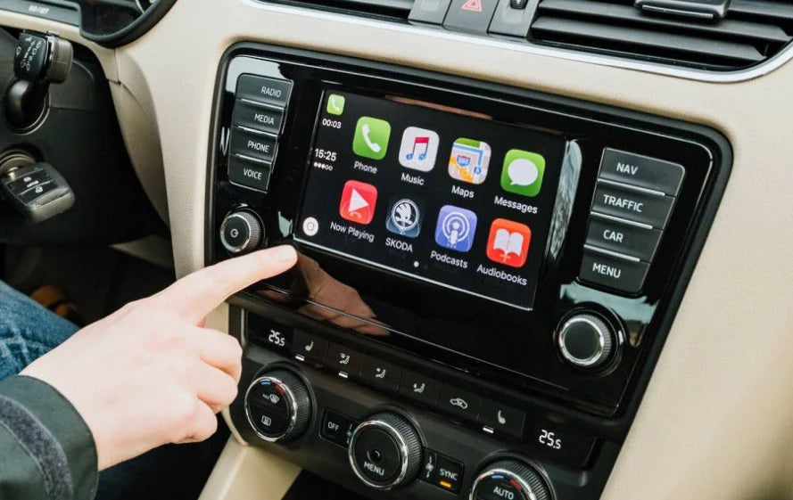 Boîtier Apple CarPlay & Android Auto sans fil pour Skoda