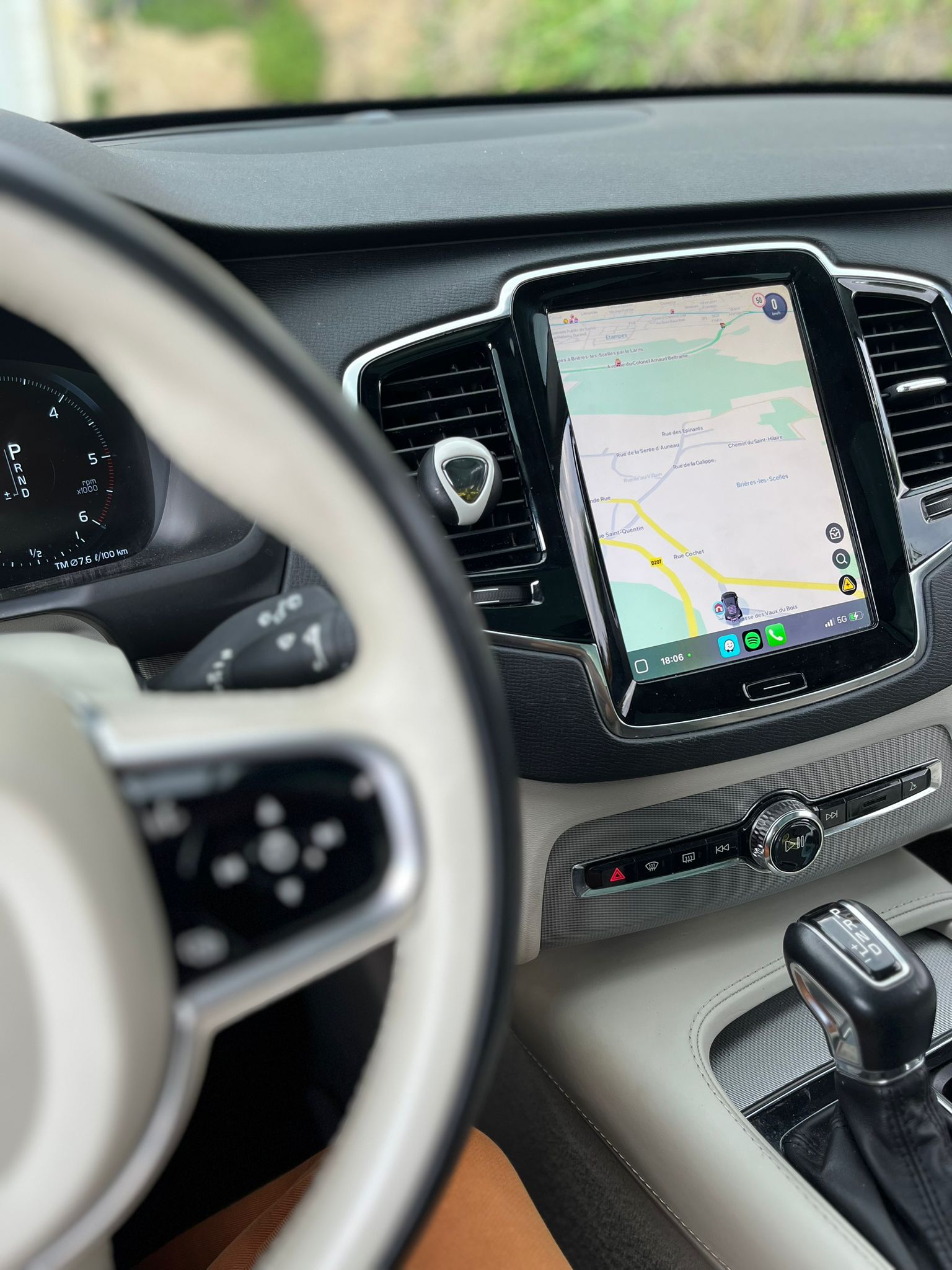 Boîtier Apple CarPlay & Android Auto sans fil pour Volvo