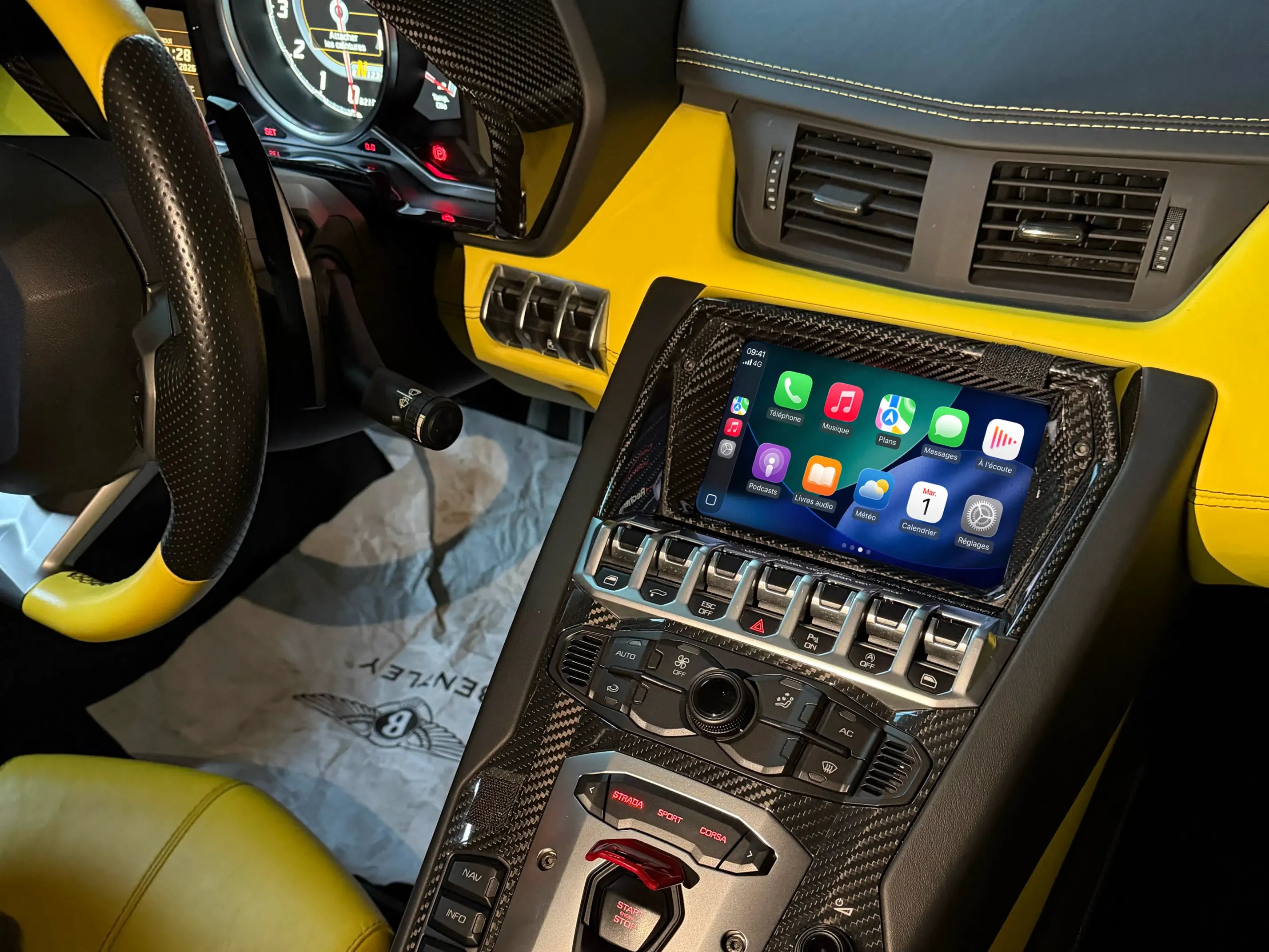 Boîtier Apple CarPlay & Android Auto sans fil pour Lamborghini