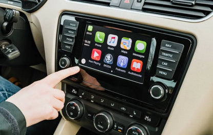 Apple CarPlay, Android Auto, MirrorLink sans fil pour Skoda